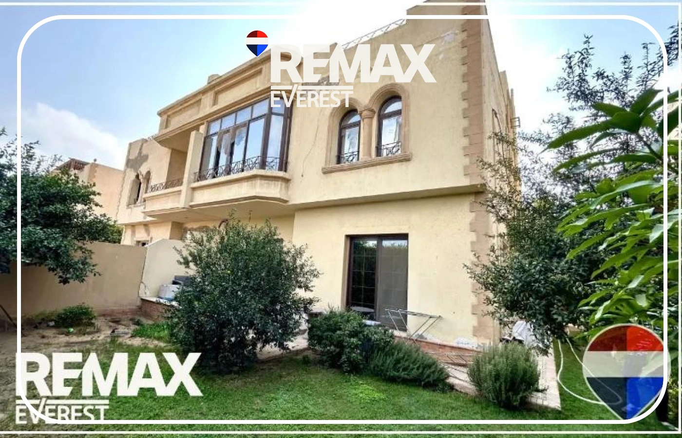 Twinhouse for Sale in Sama Zayed 300 sqm