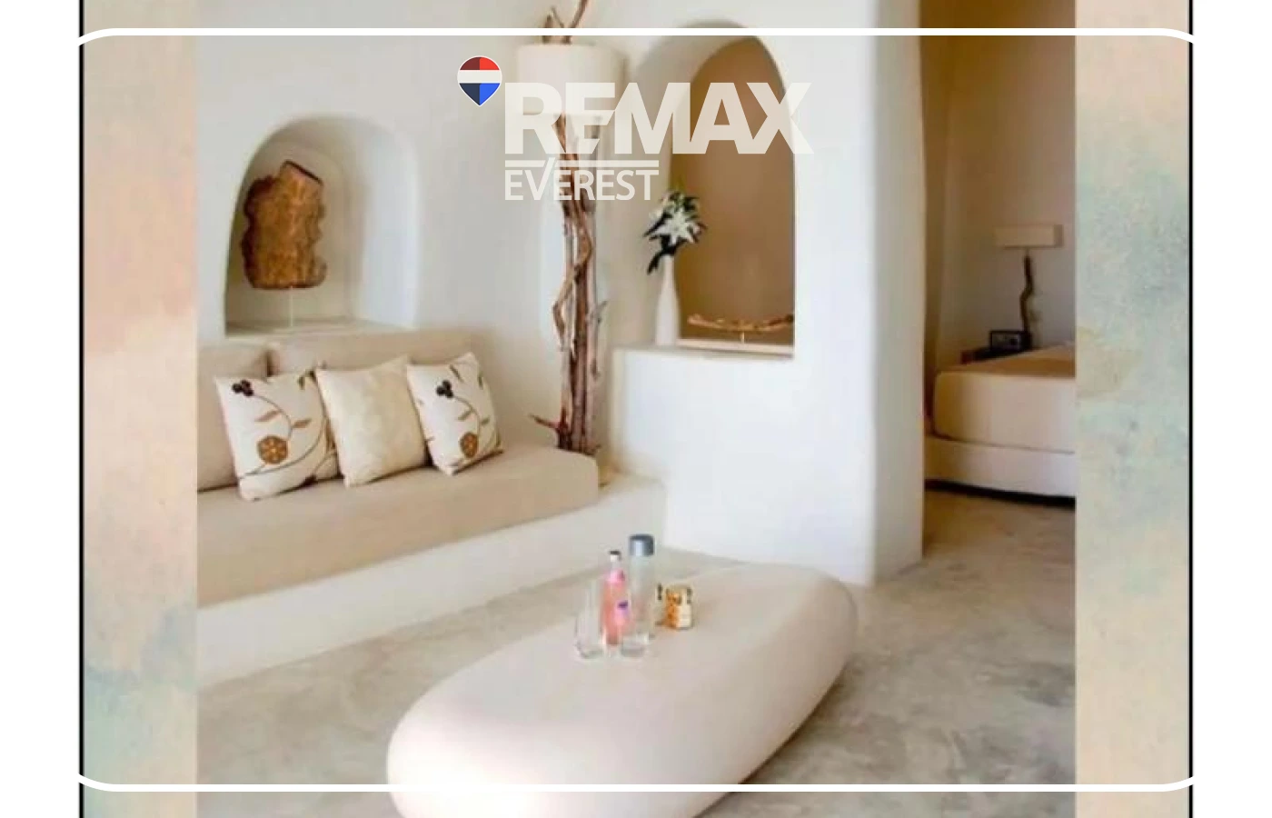 Ground Chalet for Sale in Hacienda West 153 sqm