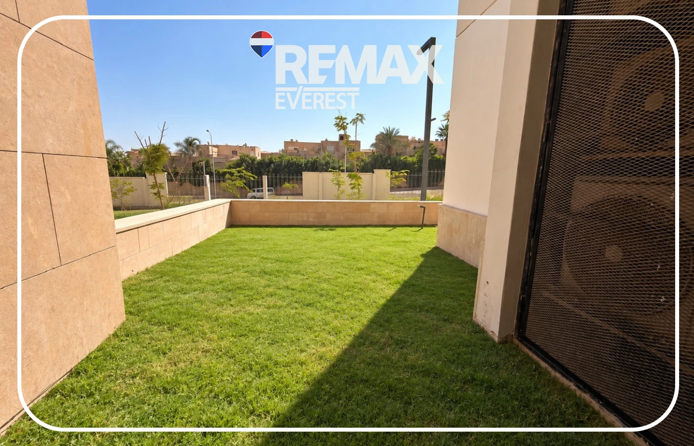 Ground Apartment for Rent in Zed Towers 92 sqm