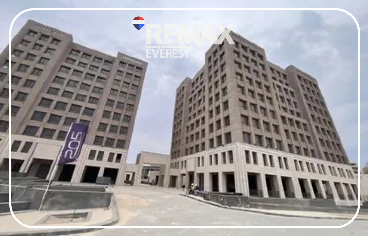 Administrative Office for Rent in Arkan Palm 205 - Sheikh Zayed - 71 SQM - Prime Business Location