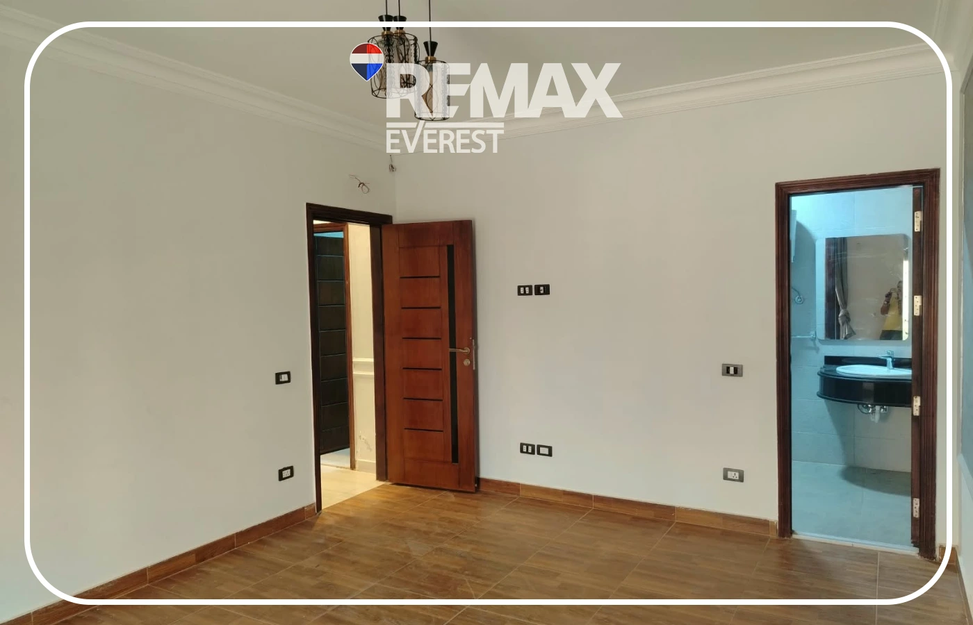 Apartment for Sale in 16th District, Sheikh Zayed - 186 SQM