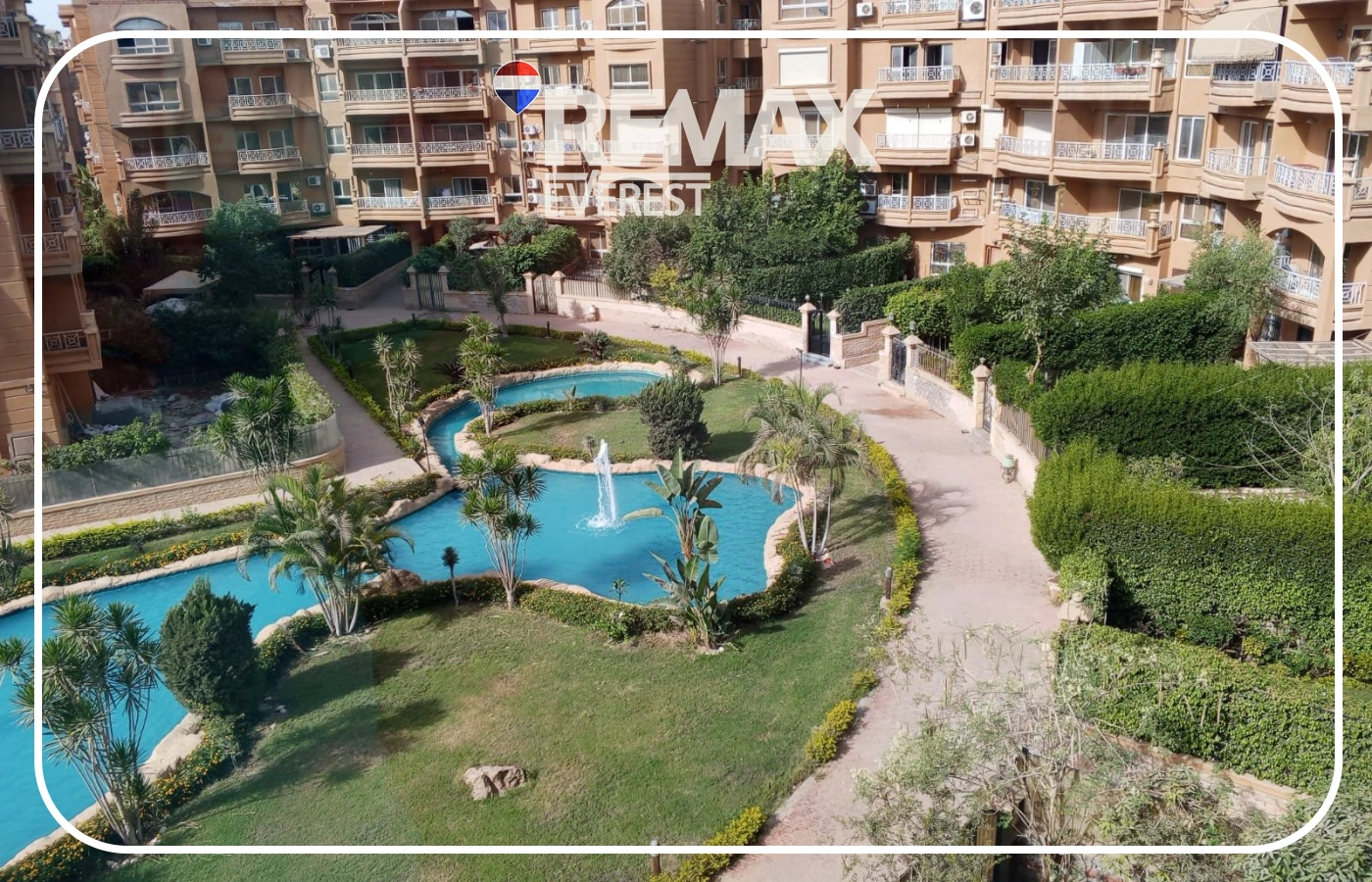 Apartment for Rent in Al Morouj Compound – First Use – Lagoon View