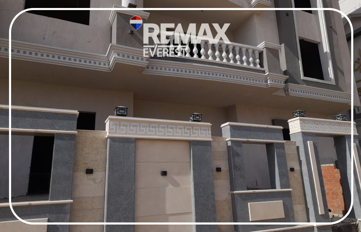 Apartment for Sale in 1st Touristic - October 175 sqm
