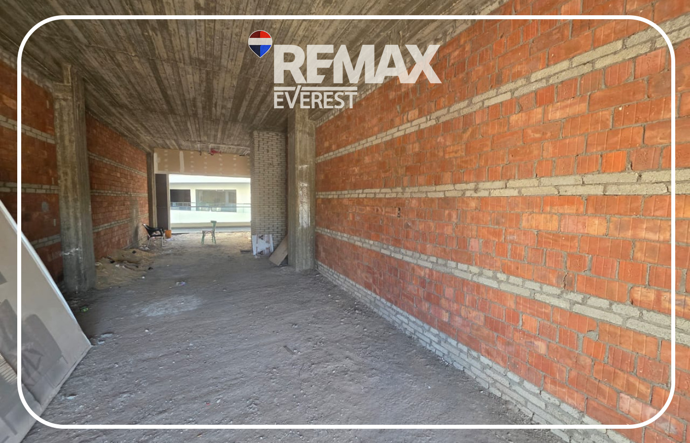 Shop for Rent in Silver Gate 93 sqm