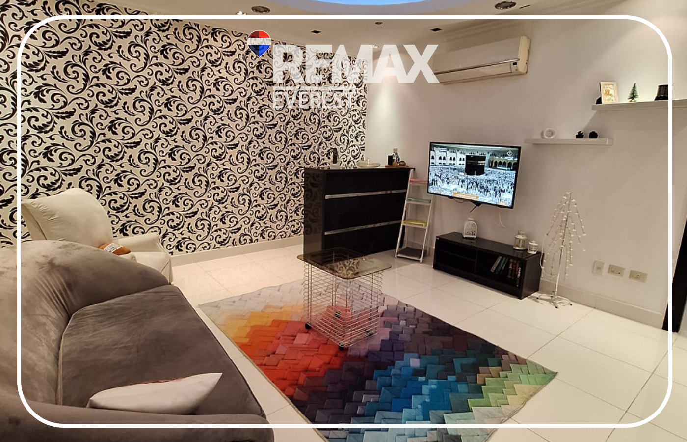 Villa for Sale in Continental Gardens 311 sqm
