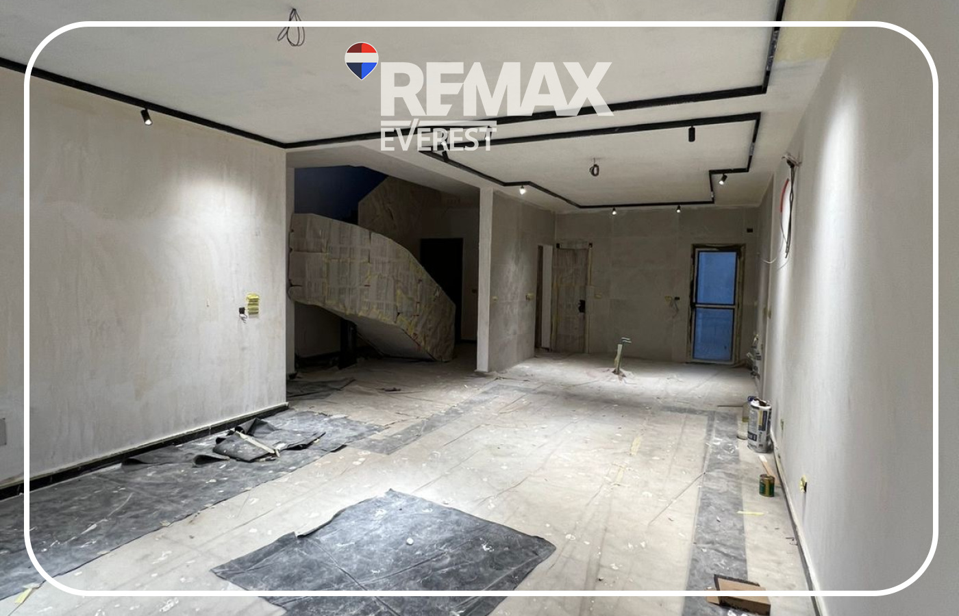 Duplex for Sale in Green 5 215 sqm