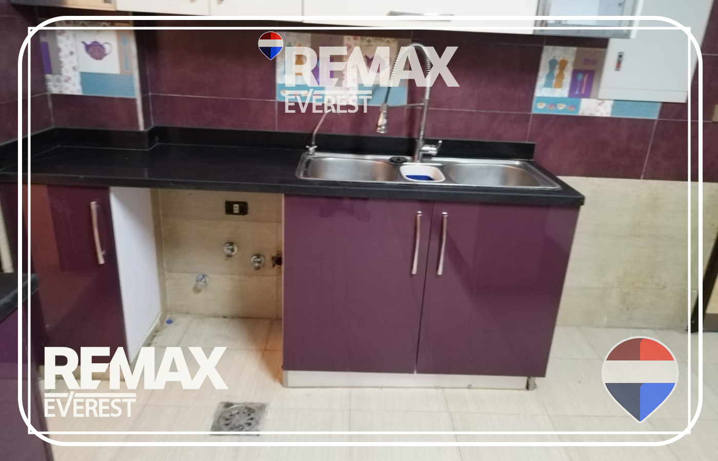 Twinhouse for Rent in Pyramids Walk 338 sqm