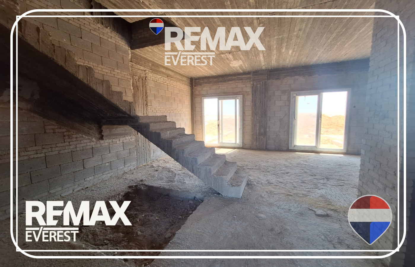 Townhouse for Sale in v levels compound 229 sqm