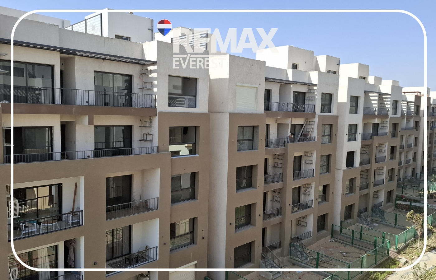 Penthouse for Sale in Ashgar Heights 200 sqm