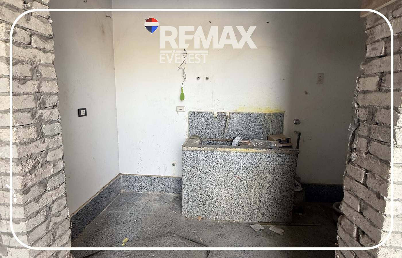 Shop for Rent in Silver Gate 70 sqm