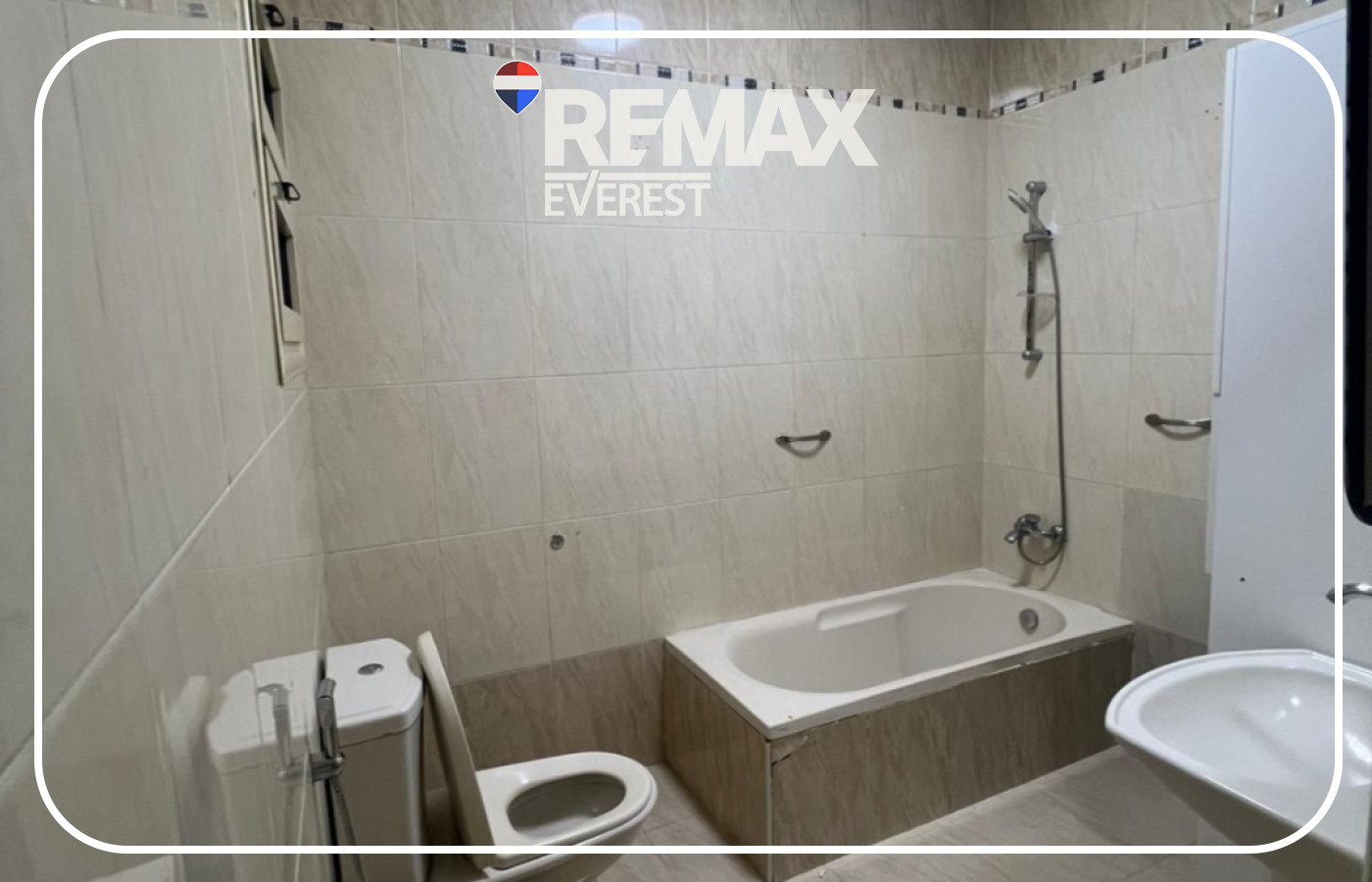 Apartment for Rent in Beverly Hills 220 sqm