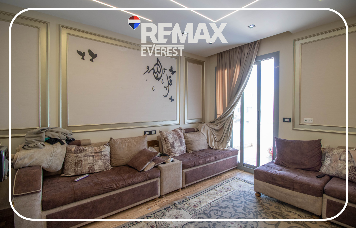 Villa for Sale in Cleopatra Square 300 sqm