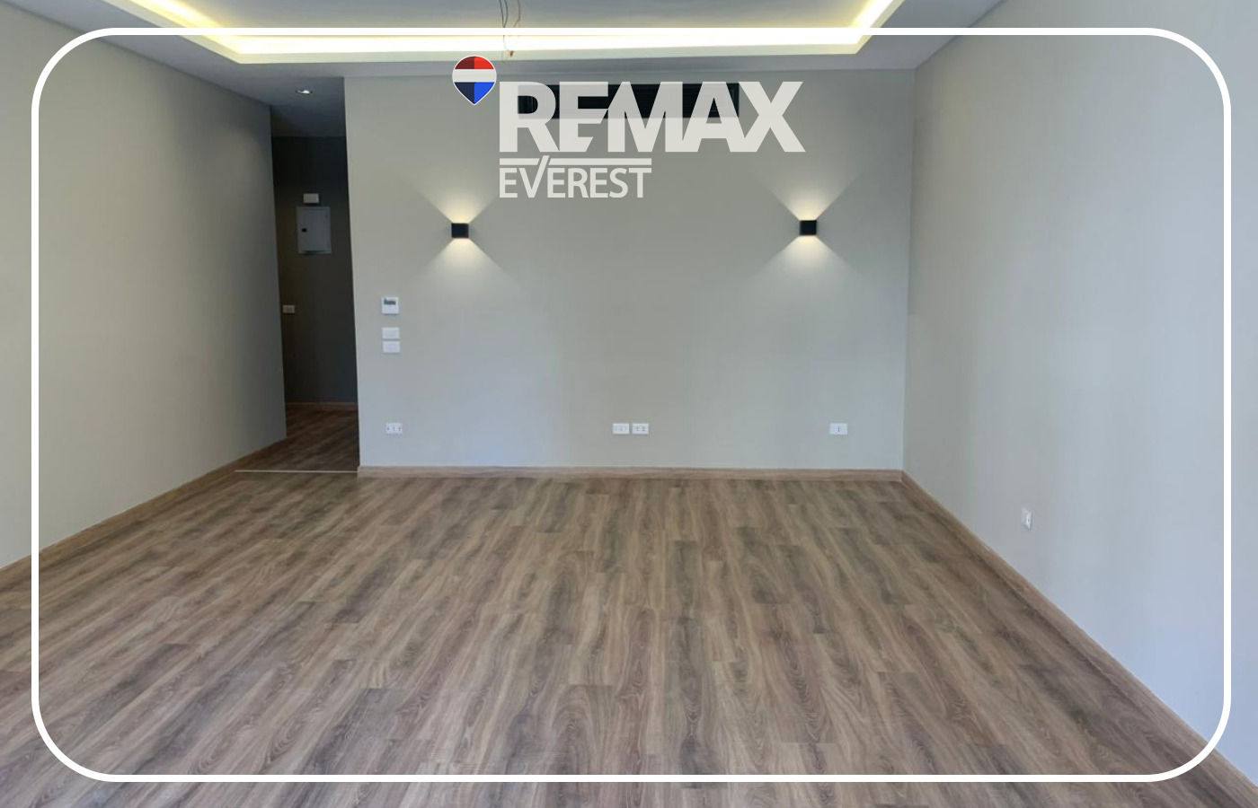 Apartment for Sale in Green 5 205 sqm