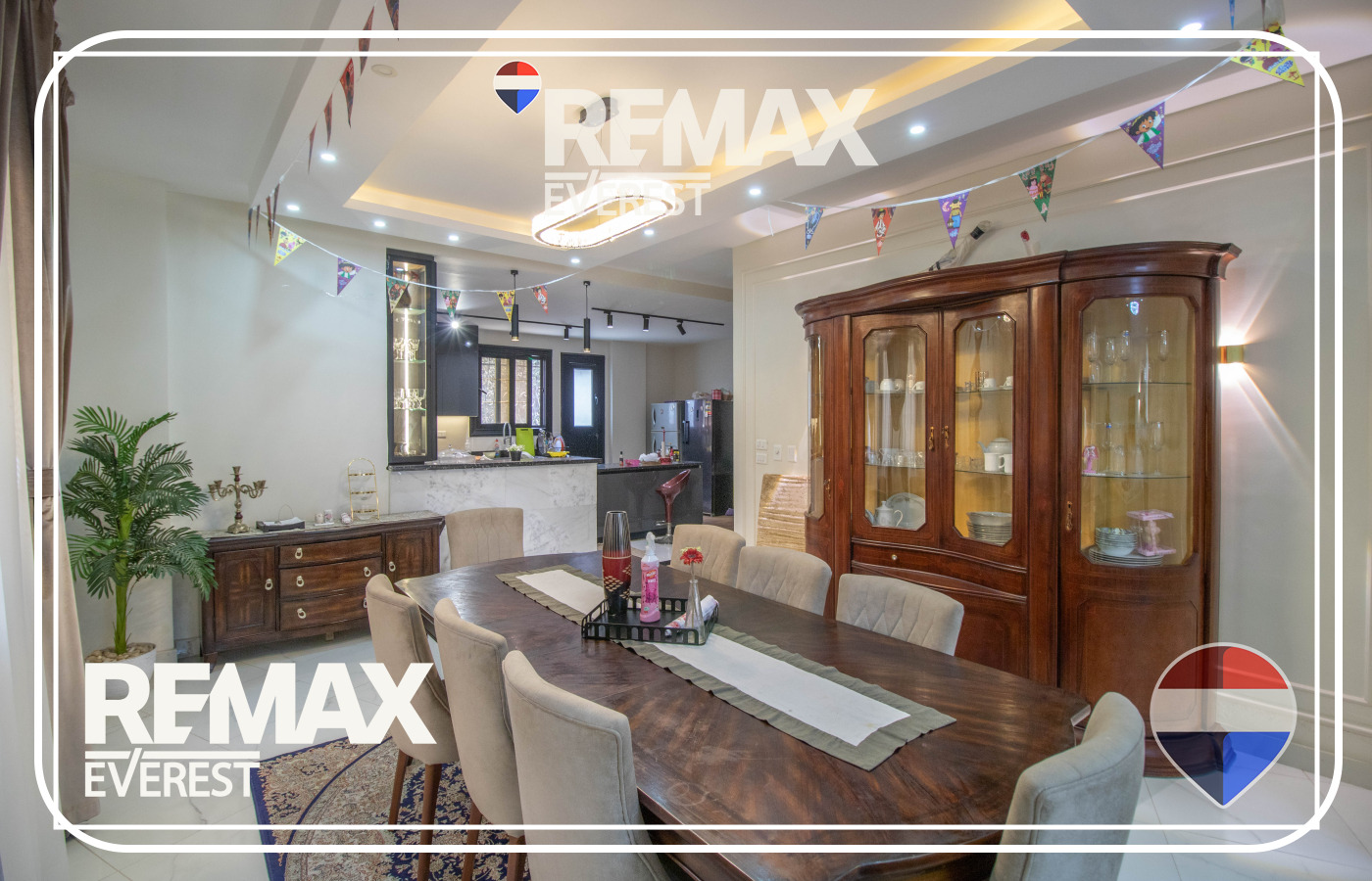 Ground Duplex for Sale in 9th District - October 750 sqm