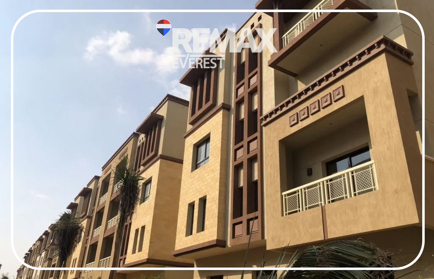 Penthouse for Sale in Green 5 210 sqm