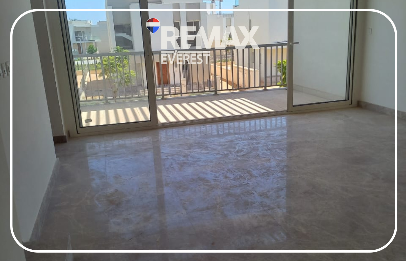 Villa for Sale in Cairo Gate 170 sqm