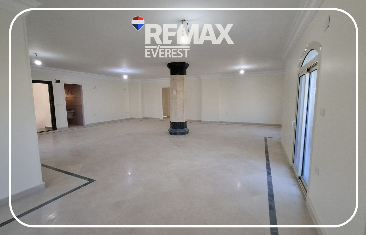 Apartment for Rent in El Motmayez 290 sqm