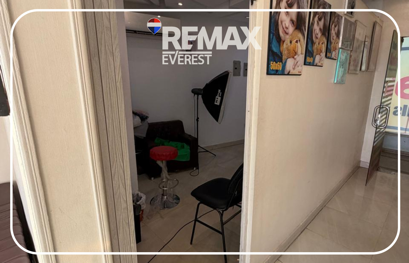 Shop for Sale in Beverly Hills 60 sqm
