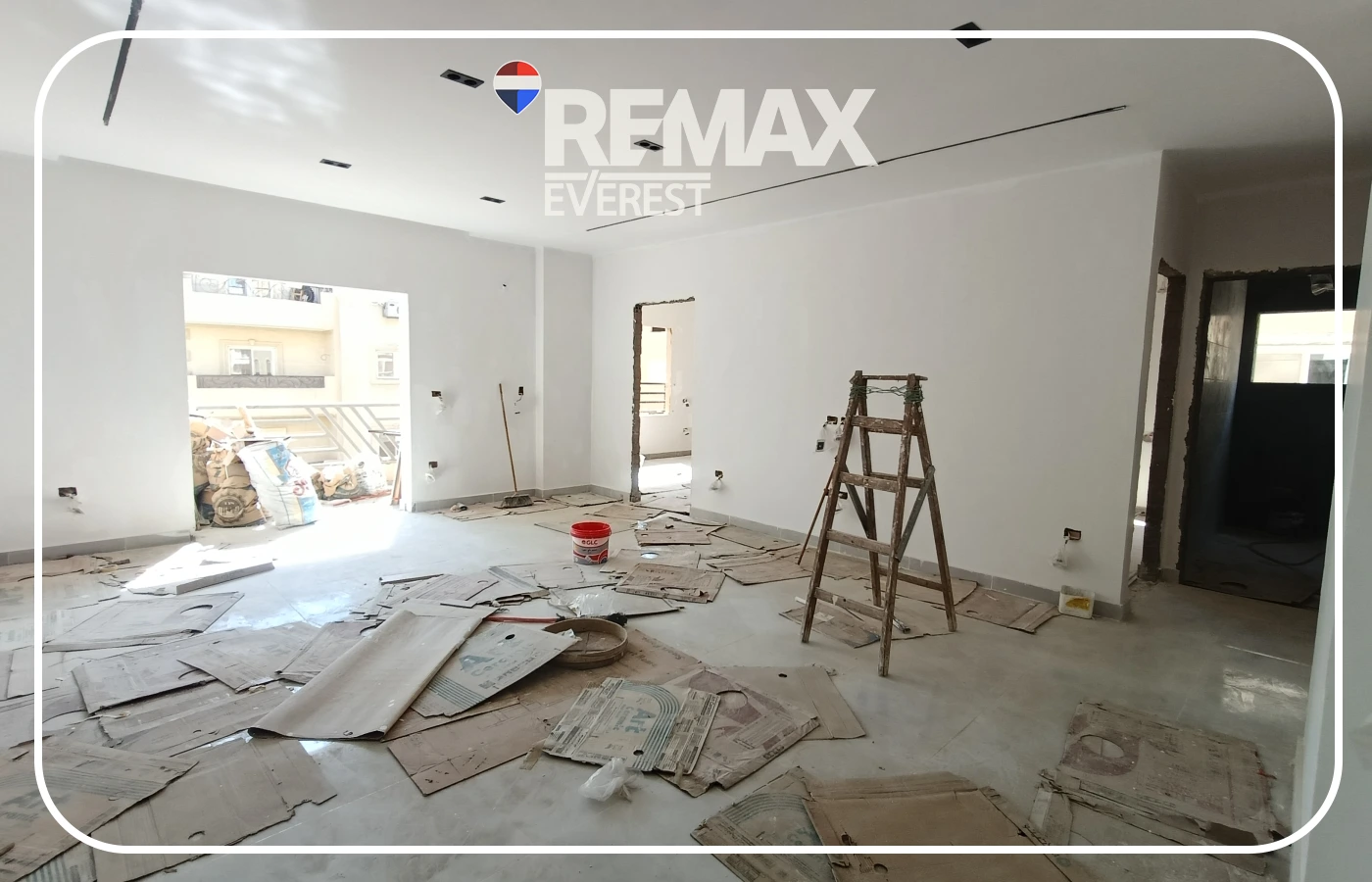 Apartment for Sale in 16th District - Zayed 175 sqm