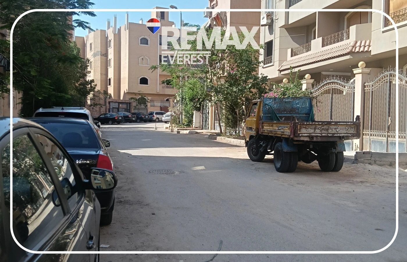 Apartment for Sale in 16th District - Zayed 175 sqm