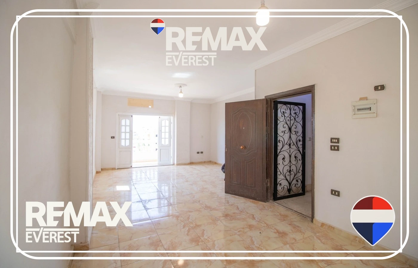 Apartment for Sale in 11th dis– Sheikh Zayed