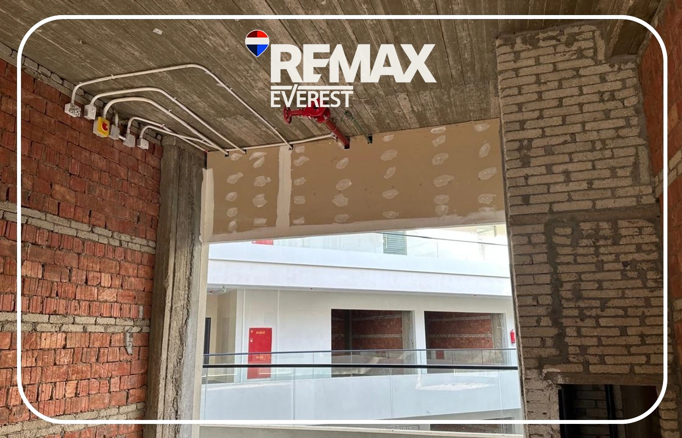 Prime Retail Shop for Rent in Silver Gate Mall – Sheikh Zayed