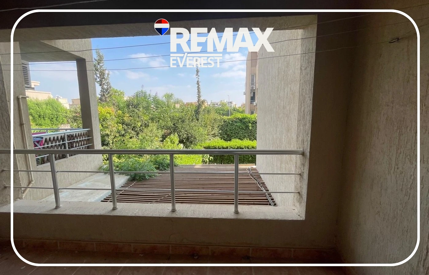 Finished Apartment for Resale in El Karma Residence
