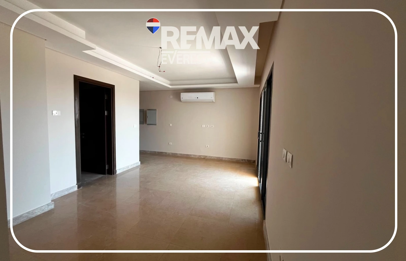 Prime location apartment in Zed West-Best offer