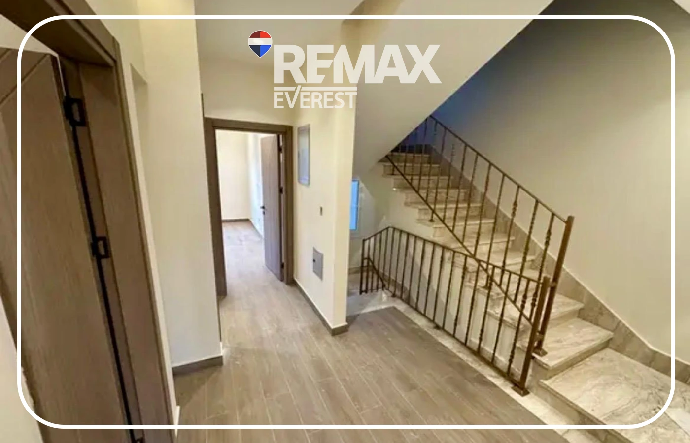 First use townhouse in Etapa -Semi-furnished